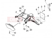 PIAGGIO BV 500 ( USA / CA ) Rear cover - Splash guard