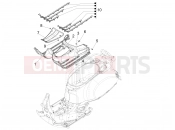 vespa GTS 300 4V ie ABS (USA) Central cover - Footrests