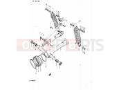 SUZUKI GS1000G T (1996) 72 - REAR SWINGING ARM